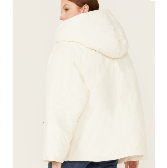 Free People Women's Cozy Cloud Puffer Jacket Ivory Size Small - Picture 3 of 11